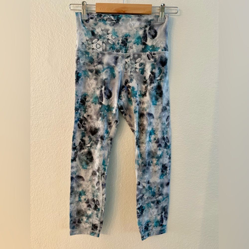 Lululemon Leggings Size 4 24” inseam